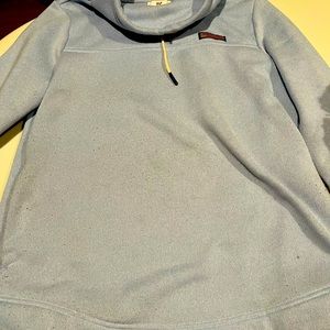 Vineyard vines sweatshirt